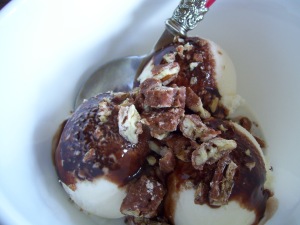 Homemade Vanilla w/ syrup and pecans